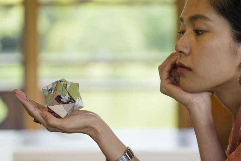 Effective Ways to Use Healing Crystals for Anxiety Relief