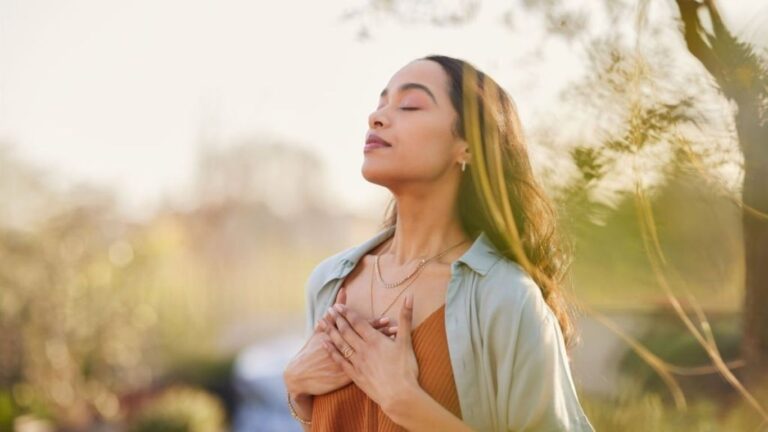 Gratitude Meditation Script: A Simple Practice to Rewire Your Mind for Positivity